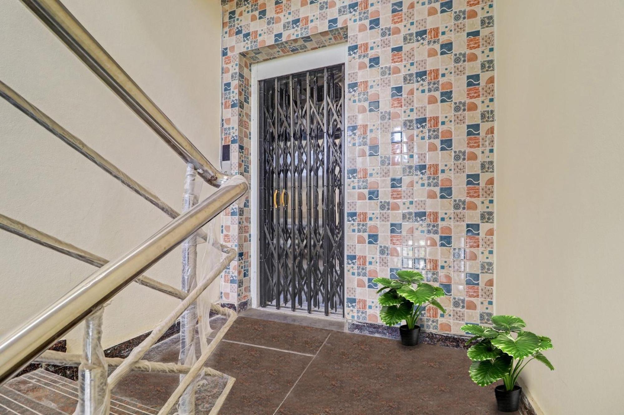 Super Collection O Elite Stay Near Habsiguda Metro Station Haydarabad Dış mekan fotoğraf